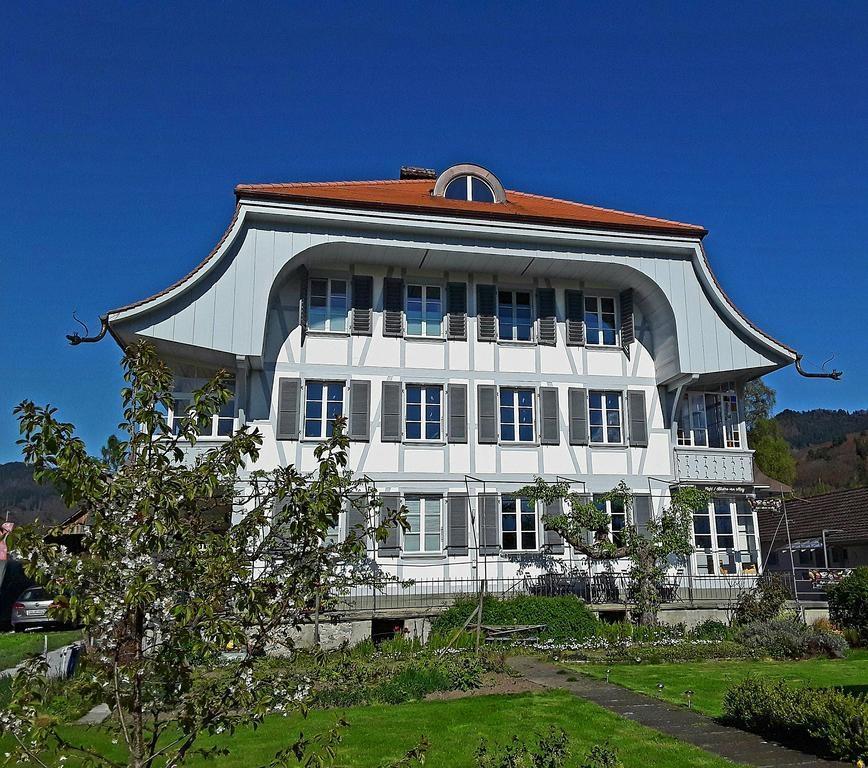 Von May Rooms Herbligen Екстер'єр фото